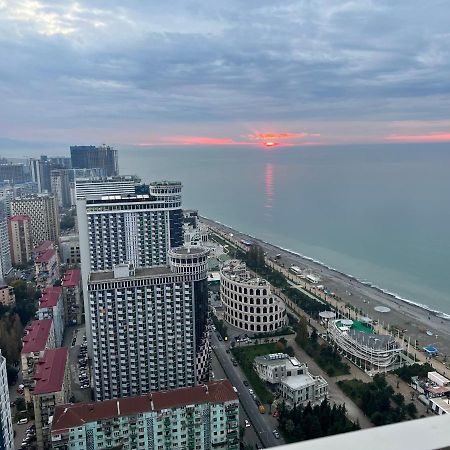 Orbi City Lux Apartment Batumi Exteriör bild