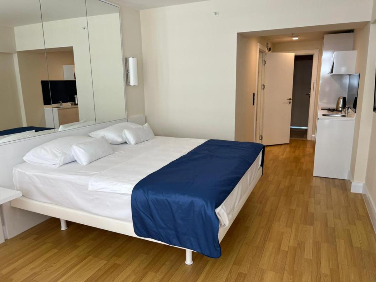 Orbi City Lux Apartment Batumi Exteriör bild