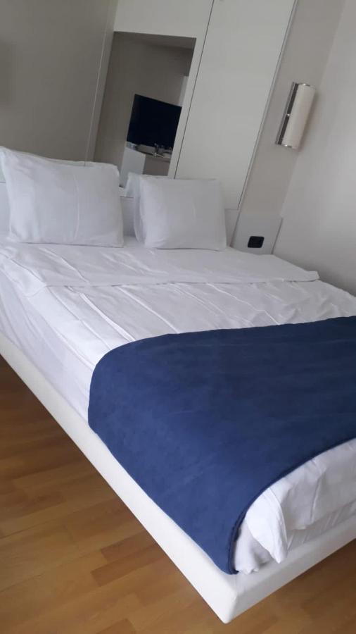 Orbi City Lux Apartment Batumi Exteriör bild